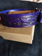 Load image into Gallery viewer, Tooled Purple BDSM Day Collar/Choker
